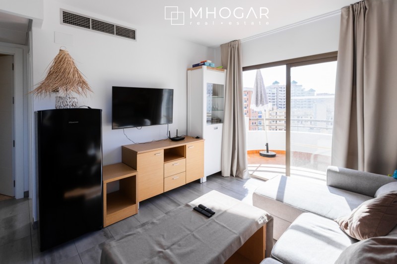 Apartamento con vistas al mar en venta, unicado a tan solo unos pasos de la Cala de La Calalga, Calpe! 